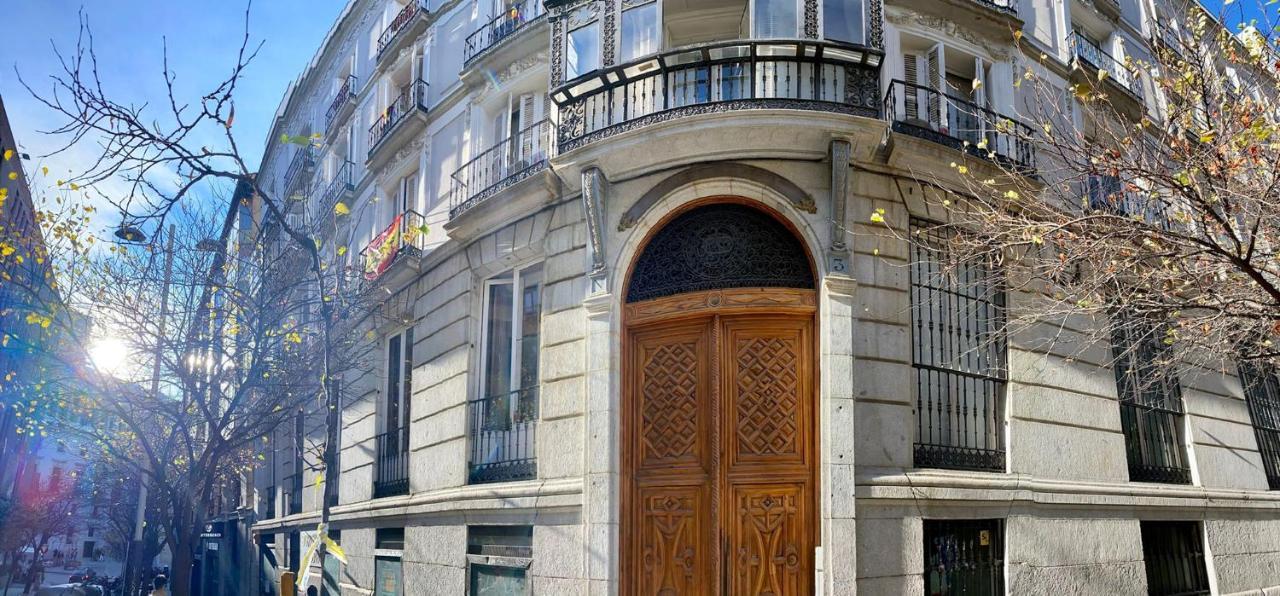 Opera Roost Hotell Madrid Eksteriør bilde