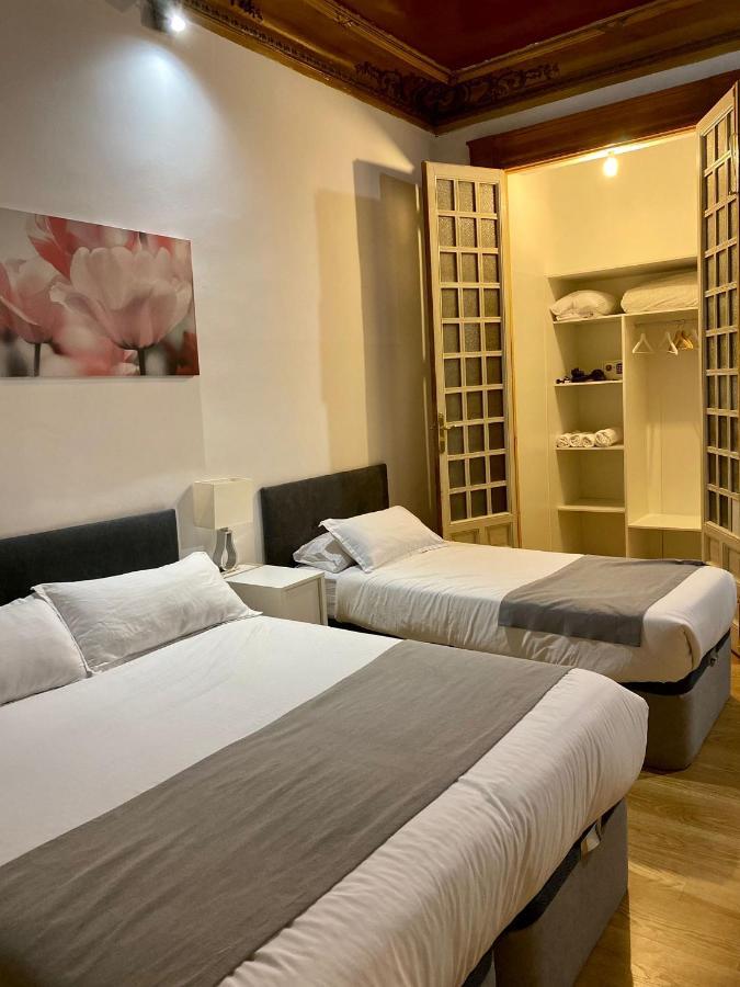 Opera Roost Hotell Madrid Eksteriør bilde