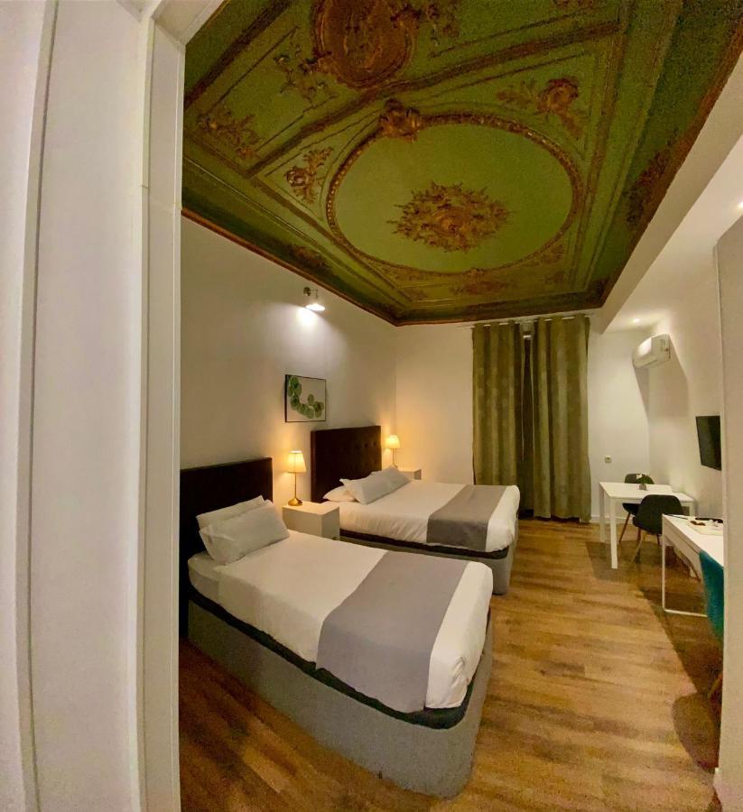 Opera Roost Hotell Madrid Eksteriør bilde