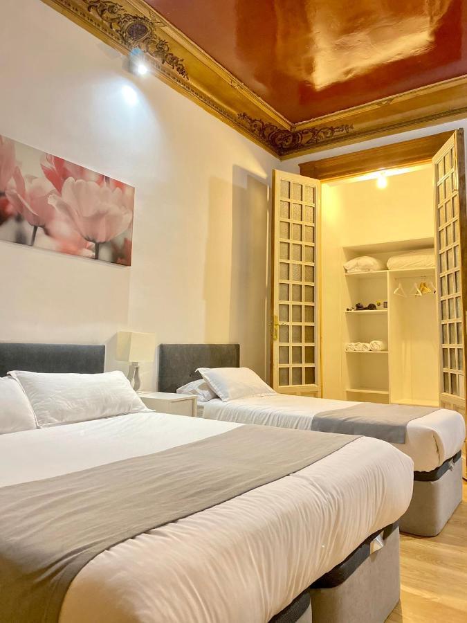 Opera Roost Hotell Madrid Eksteriør bilde