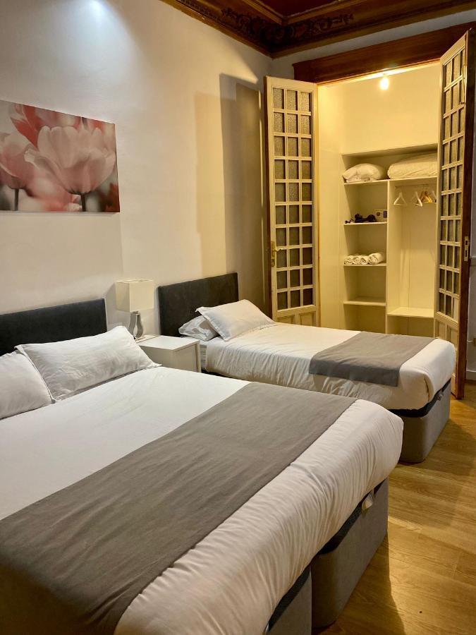 Opera Roost Hotell Madrid Eksteriør bilde