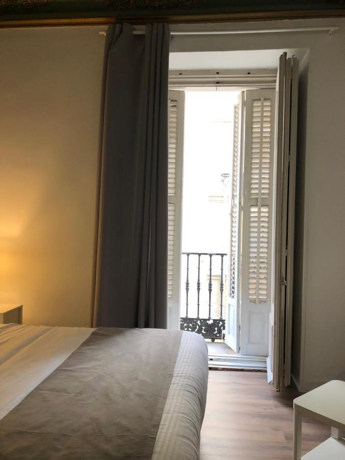 Opera Roost Hotell Madrid Eksteriør bilde